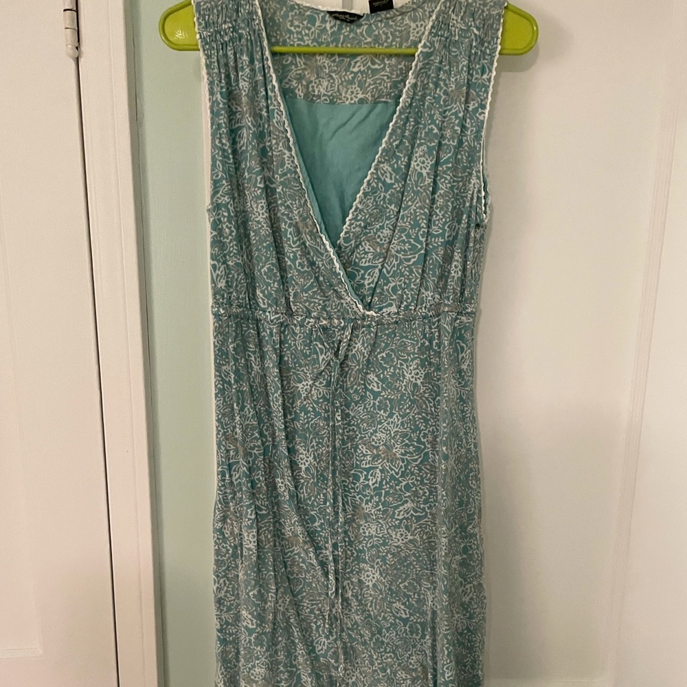 Eddie Bauer floral dress Size 8 women’s